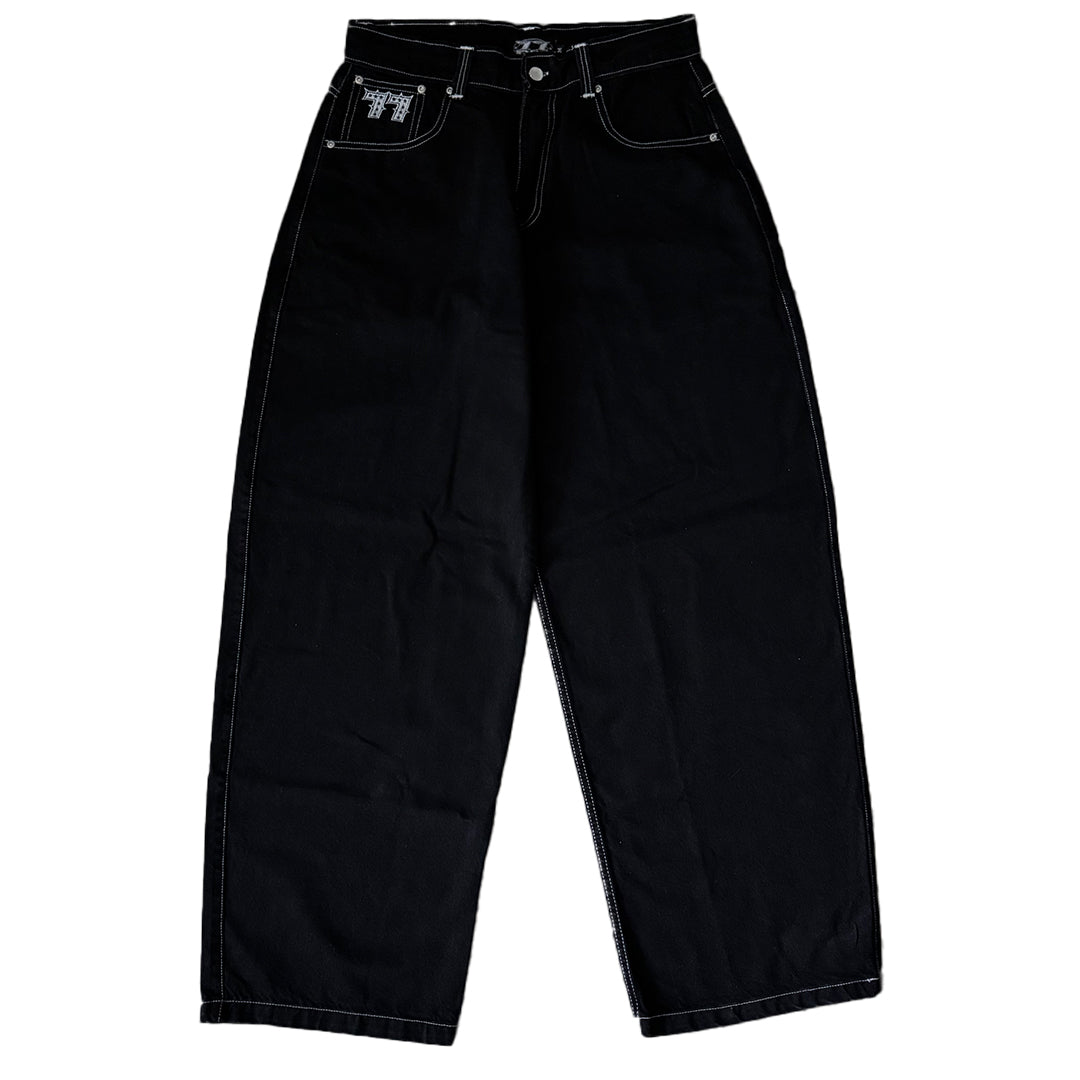 BLACK CONTRAST STITCH